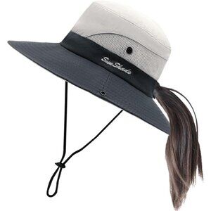 Women's White & Grey Wide Brim Mesh Vent Boonie Chin Strap Classic Cowboy Hat